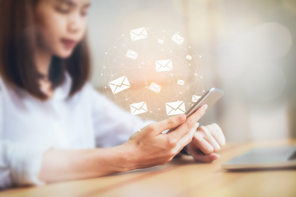 What is an email marketing open rate?