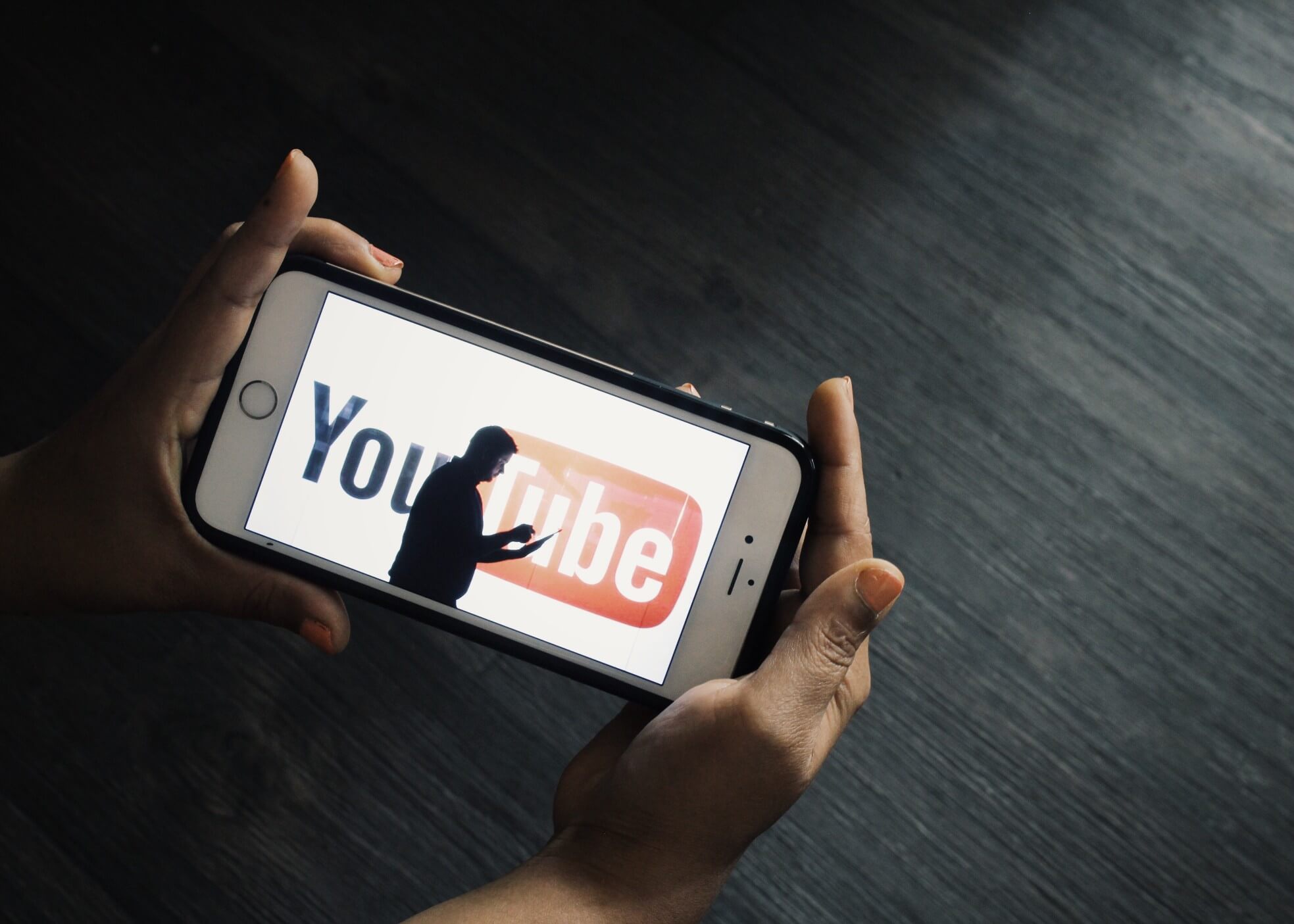 How to Tag Someone on Youtube? The Guide in 2024