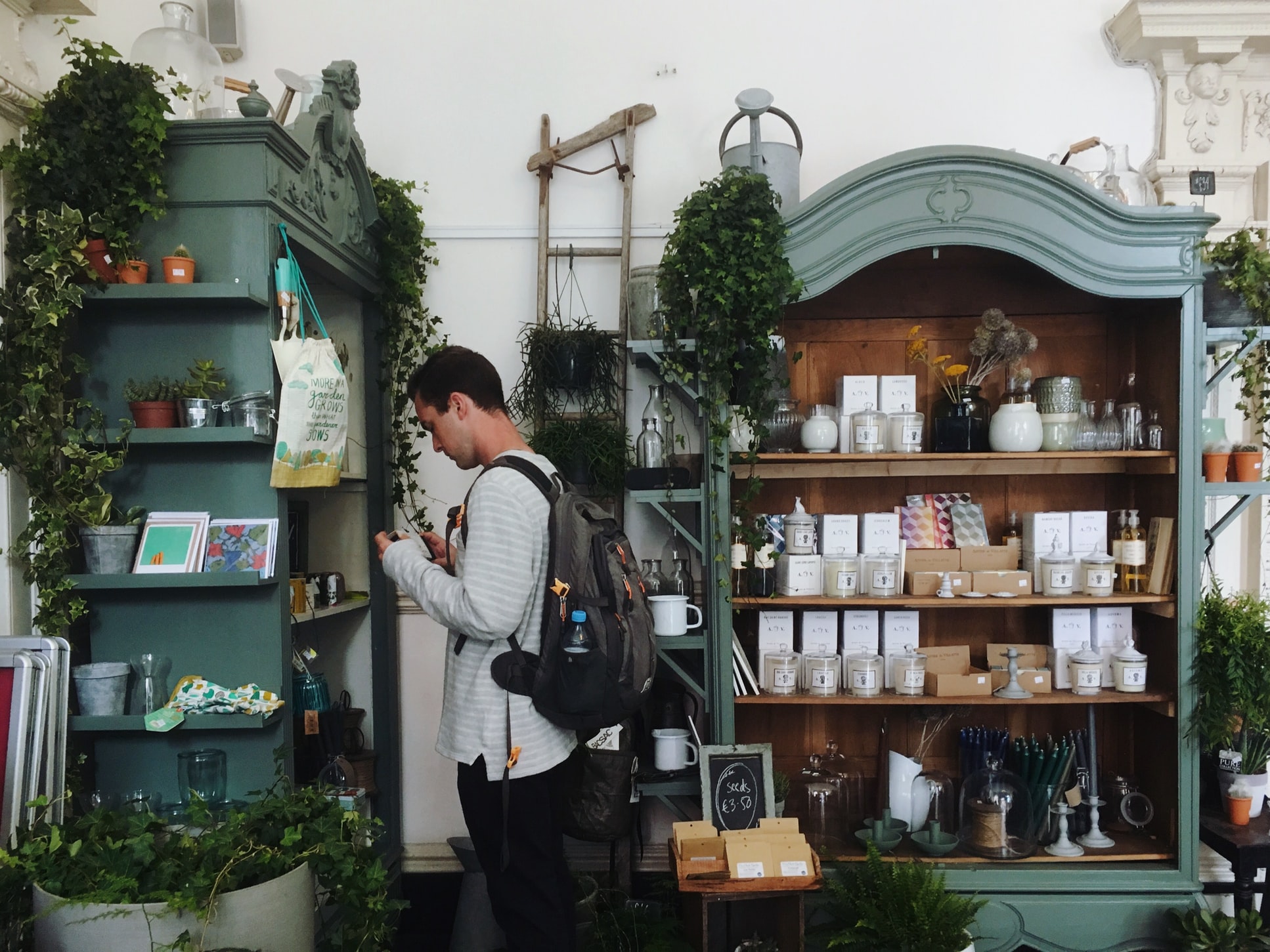 Product Sourcing 101: How To Source Product The Right Way?