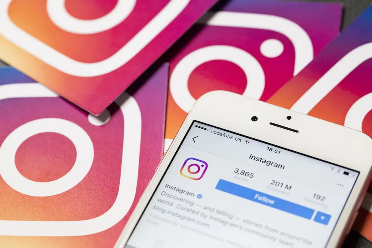 Use Instagram to promote your Shopify website.